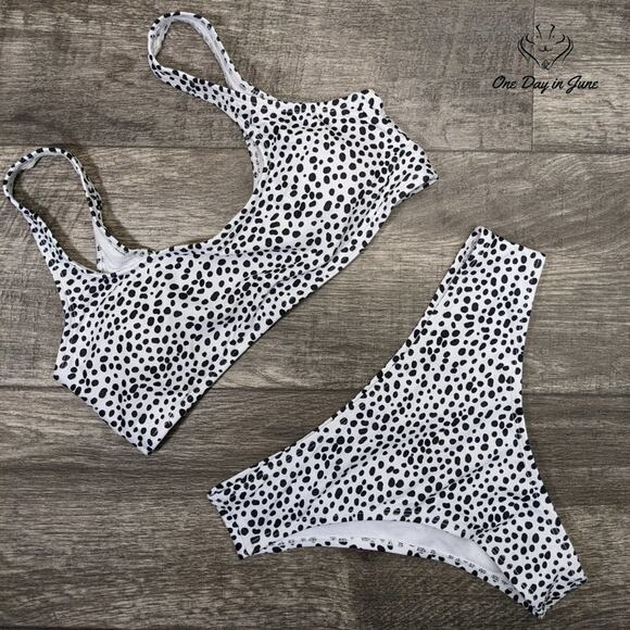 SweatyRocks Dalmatian Print Scoop Front Bikini Swimsuit Size M - Picture 3 of 5